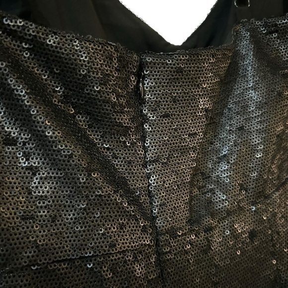 L'AGENCE Femme Sequin Cutout Dress Sz 14 Black Slit Plus Size Midi Dress - Picture 7 of 10